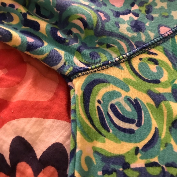 Lilly Pulitzer Lilly’s Lagoon Popover - Picture 3 of 5